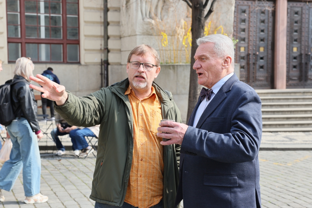 Bohuslav Svoboda na velikonočním trhu.