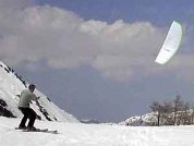 Snowkiting na ledovci a výuka snowboardingu zdarma