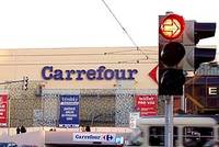 Na Carrefour doplatí lidé