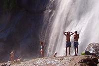 Koupání v Bergellu pod ledovcem Koupání v Bergellu pod ledovcem