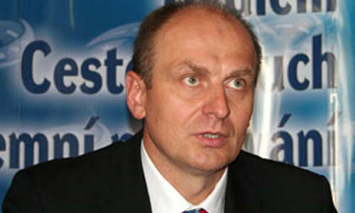 Gandalovič: Evropská komise nám neporadí Gandalovič: Evropská komise nám neporadí