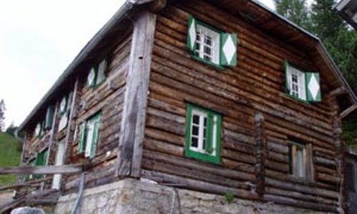 Buchsteinhaus v Gesäuse je zavřený Buchsteinhaus v Gesäuse je zavřený