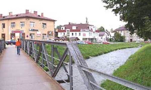 Poprad teče pod Popradem Poprad teče pod Popradem