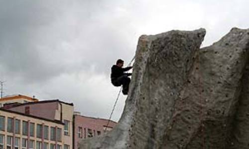 Na Gutoffce se drolí beton a točí chyty Na Gutoffce se drolí beton a točí chyty