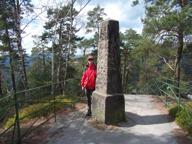 Pravčická brána, Hřensko a Edmundova soutěska