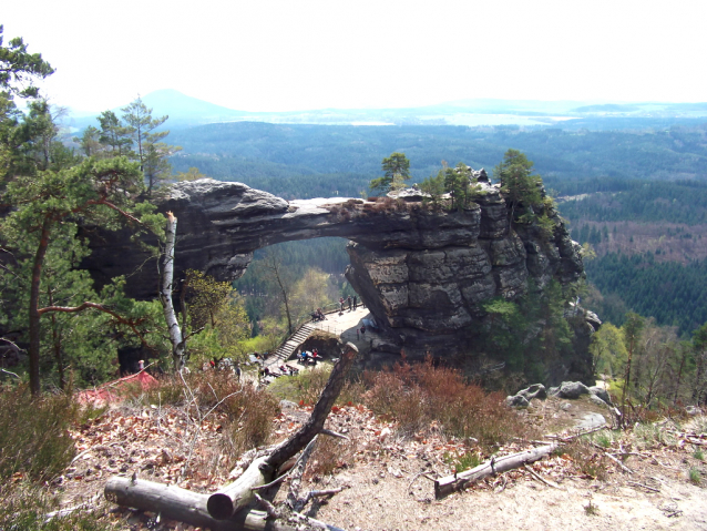 Pravčická brána, Hřensko a Edmundova soutěska