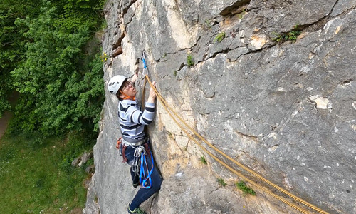 Divadýlko, nová lezecká skála u Kačáku v Srbsku Divadýlko, nová lezecká skála u Kačáku v Srbsku