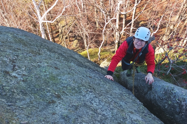 TEST Horolezecká helma Simond Rock