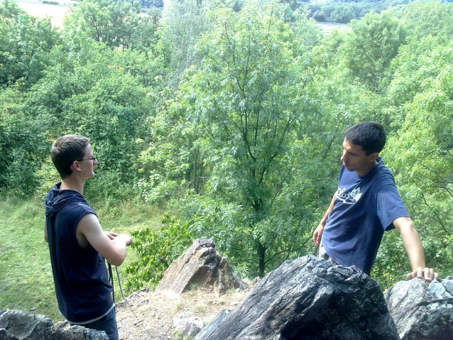 Lezecká skalka Lojzovka u Středokluk