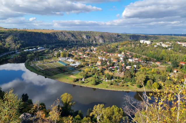 Jarní cesta v Řeži, památka na Samův poslední Eiger