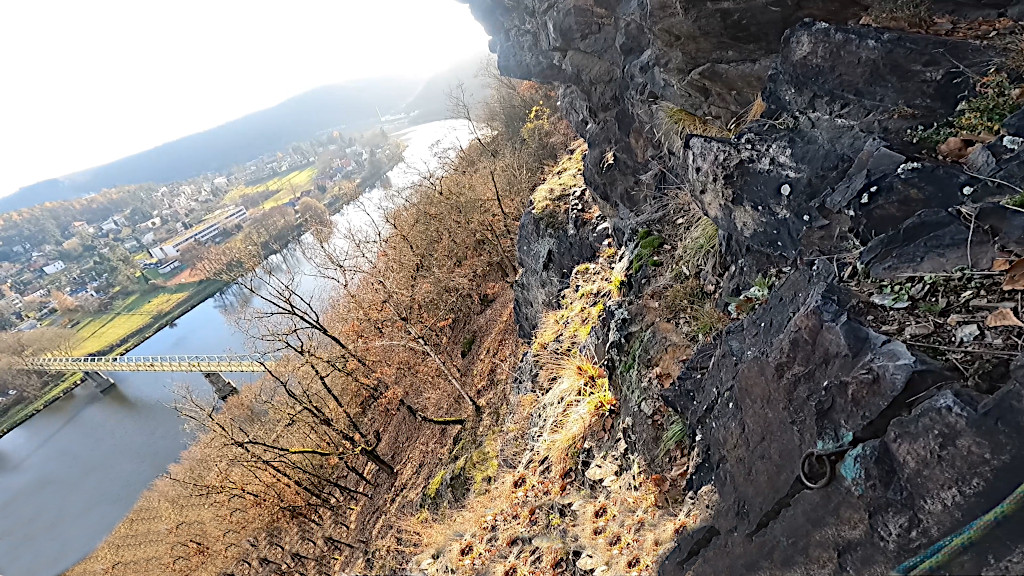 Koutová cesta v Řeži. Výhled od 1. kroužku do údolí Vltavy.