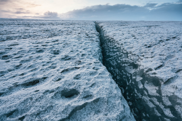 Marvel at the Beauty of Breath-taking Icelandic Ice Caves 