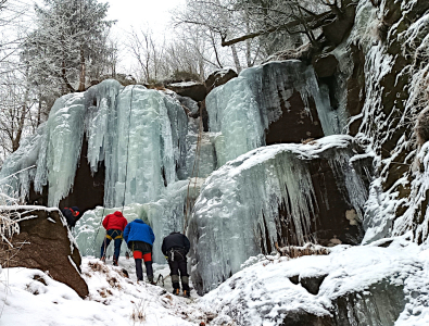 Ledopády ve Štolpichu v Jizerských horách nabízejí podmínky pro horolezectví