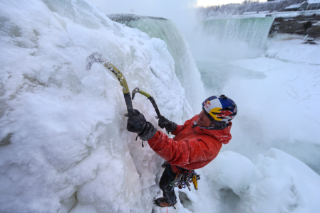 Ledové lezení na Niagarské vodopády