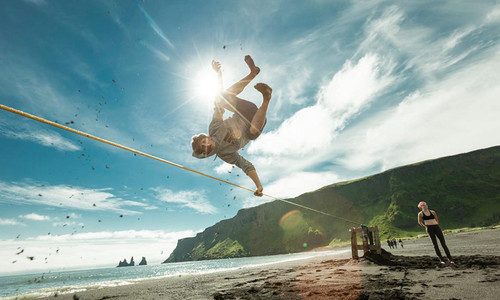 Slackline na Islandu pokračuje Slackline na Islandu pokračuje