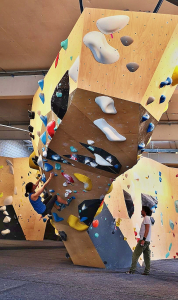 Nová hala Elys na boulderování ve švýcarské Basileji