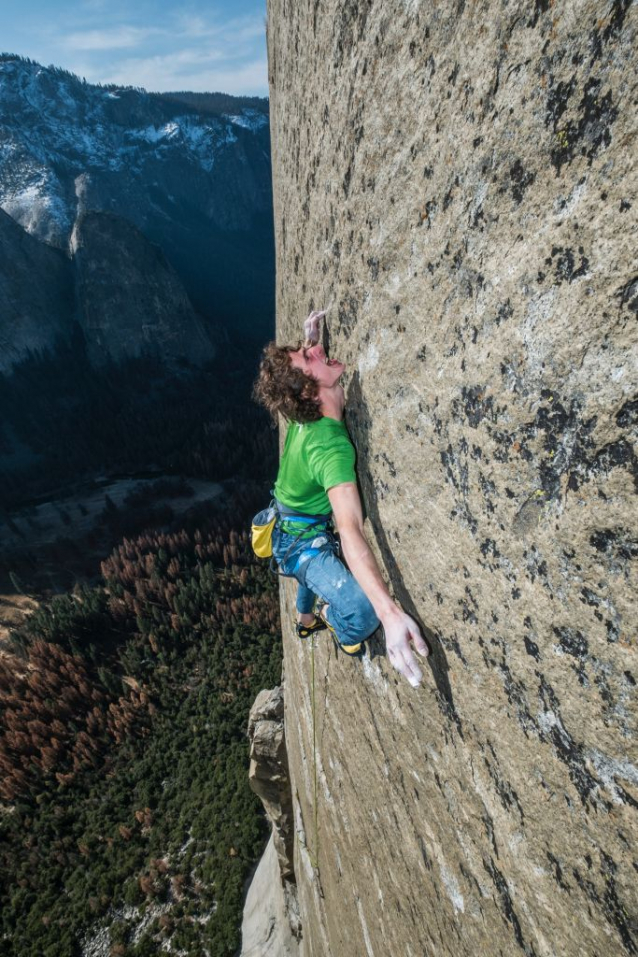 První profesionální fotky a video: Adam Ondra na Dawn Wall