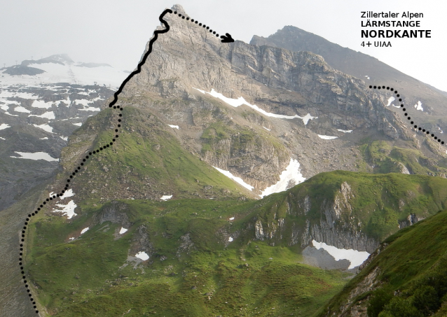 Severní hrana Lärmstange: lezení s výhledem na lyžaře