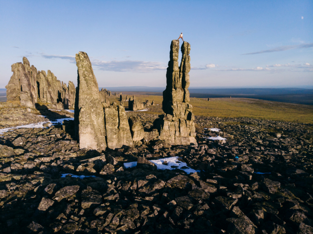 Kilian Fischhuber lezecky objevil skalní město Ulakhan-Sis na Sibiři
