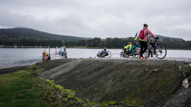 Handbike na podzimní Šumavě