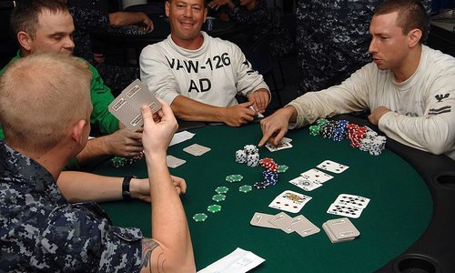 Pět způsobů, jak se zlepšit v Texas Hold'em Poker Pět způsobů, jak se zlepšit v Texas Hold'em Poker