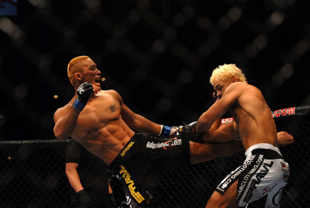 Jak se sází na UFC? Strategie a tipy