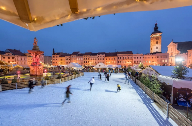 České Budějovice: bruslení na náměstí, zimním stadionu i v přírodě