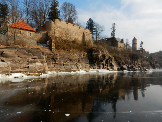 Vltava: vodácký průvodce a kilometráž