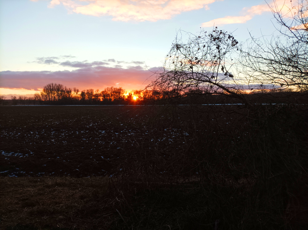 Západ slunce u Kozího chlupu poblíž Řehačky. 