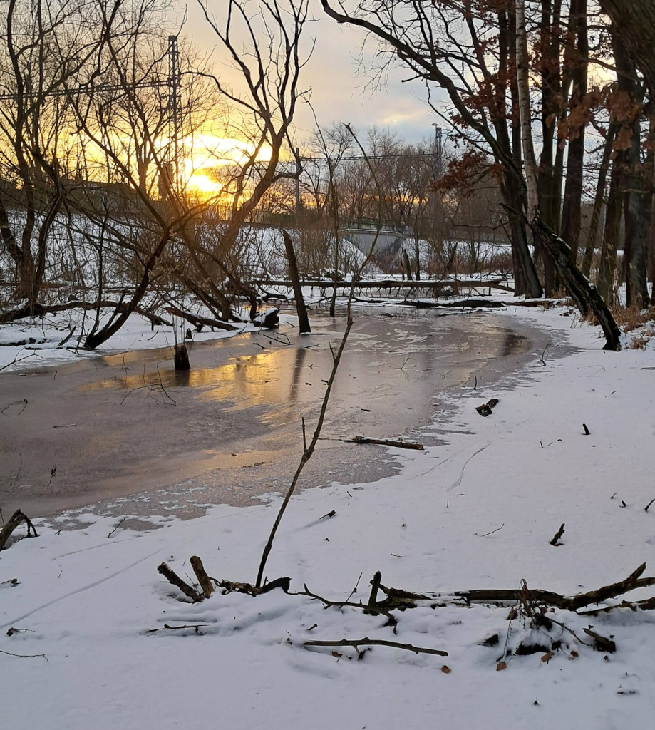 Tůně pod Blatovem, Újezd nad Lesy.