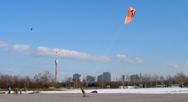 Kiteboardig na hladině i ve vzduchu