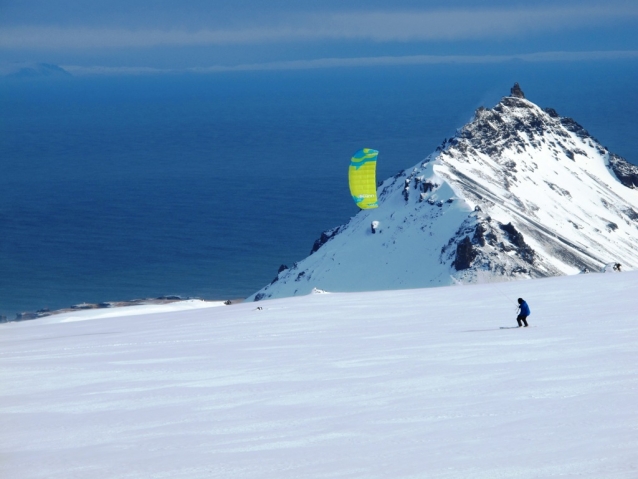 Iceland Expedition with Snowkites