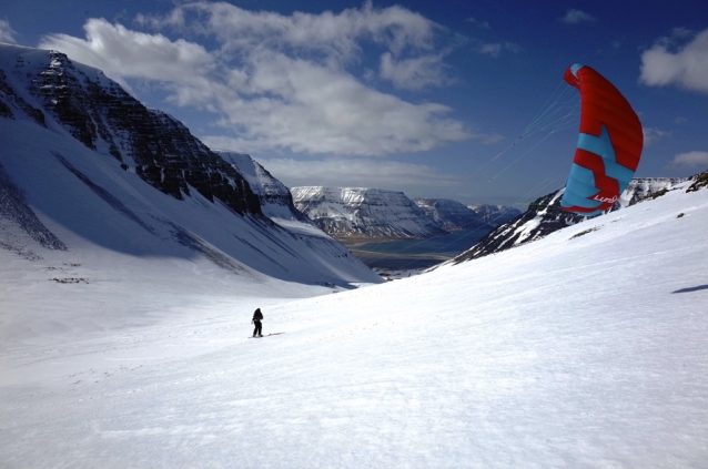 Iceland Expedition with Snowkites