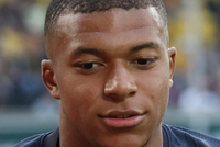 Mbappé? Fotbal! Mbappé? Fotbal!