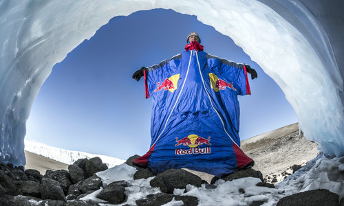 BASE jumper Rozov se zabil na Ama Dablam BASE jumper Rozov se zabil na Ama Dablam