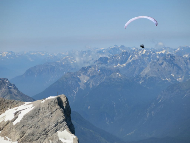 X-Alps 2013: Maurer klouže vzduchem