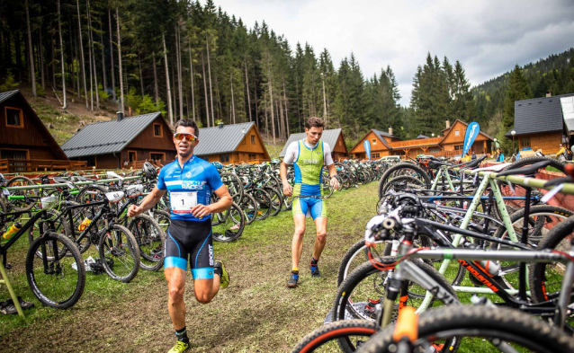 Jednička na dresu i v cíli: Valachy duatlon vyhrál Petr Šťastný