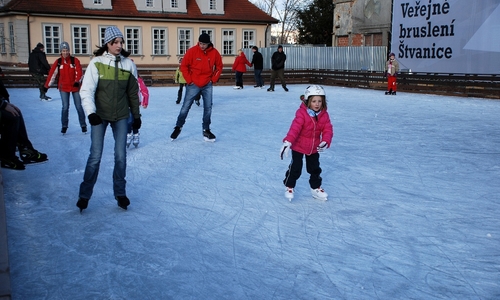 Veřejné bruslení odstartovalo na Štvanici Veřejné bruslení odstartovalo na Štvanici