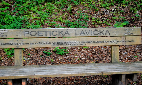 Jak nesedět za Pecí Jak nesedět za Pecí