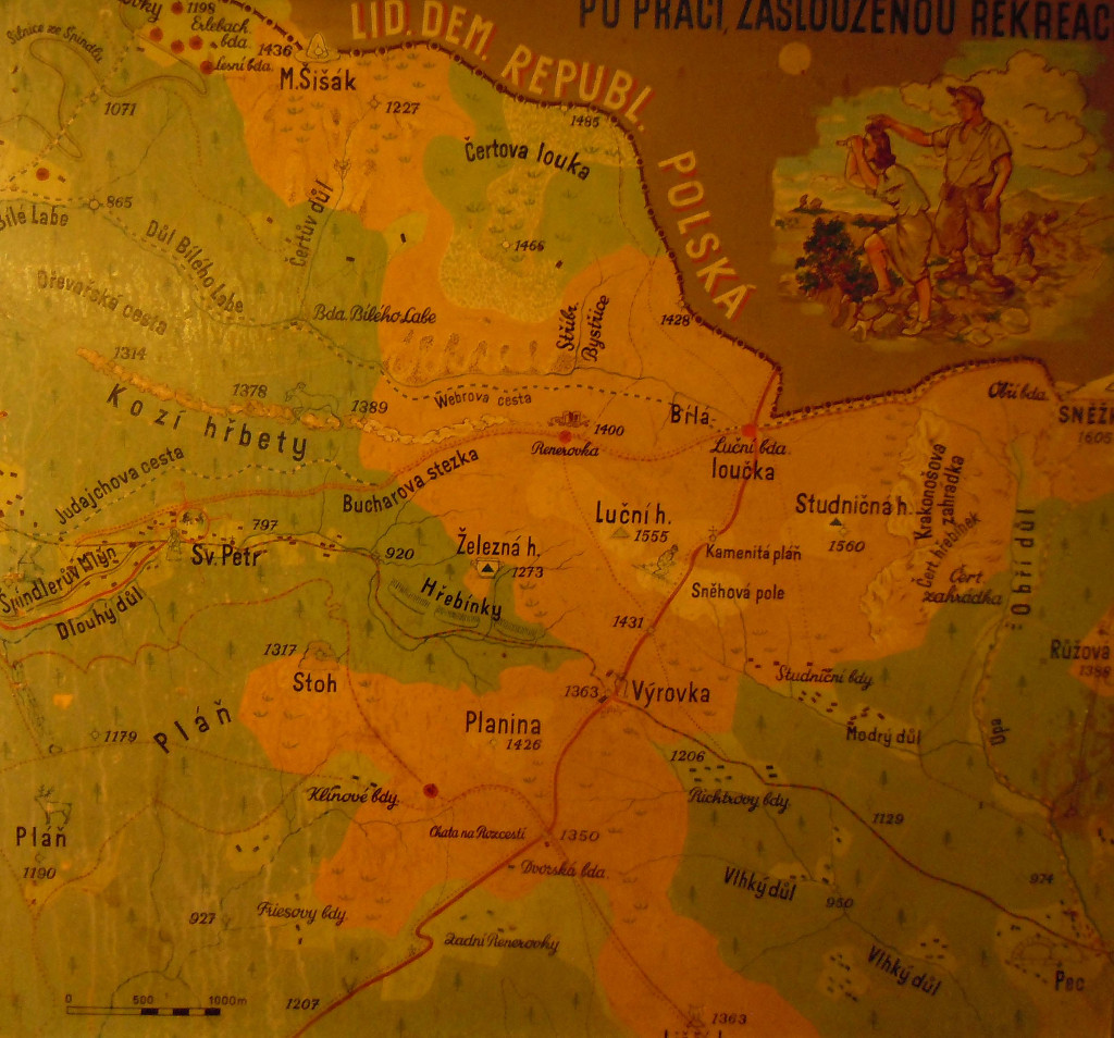 Krkonoše, Špindlerův Mlýn, TOS. Ručně malovaná mapa byla původně umístěná v chatě Sněženka.