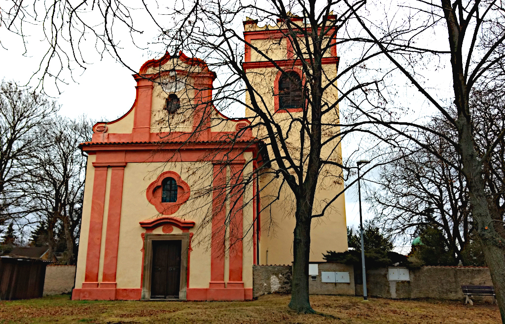 Kostel svaté Markéty nad Královicemi.