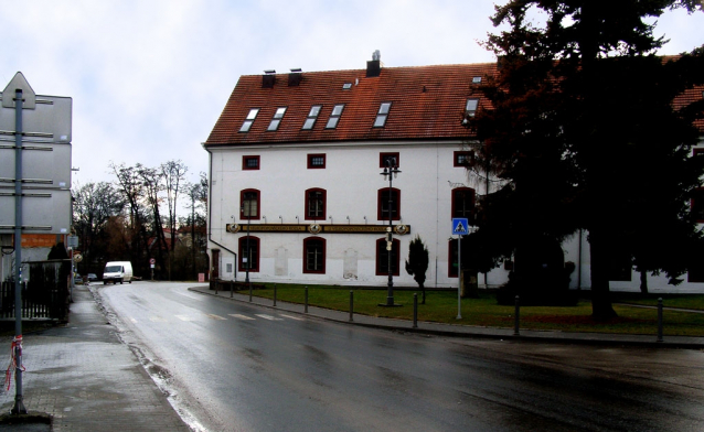 Na pivo vlakem do Velkých Popovic