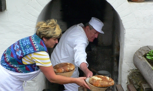 Pečení chleba v Lenoře 