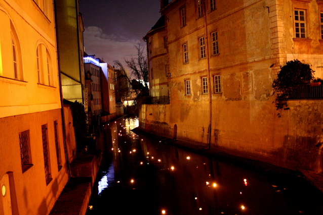 Prague Geonutshells is a traditional Christmas geocaching event