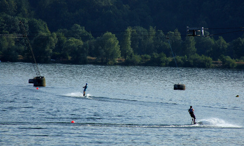 Hlučínské jezero: wakeboarding a vodní lyžování