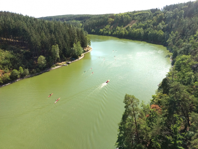 Butovský vodopád u přehrady Hracholusky