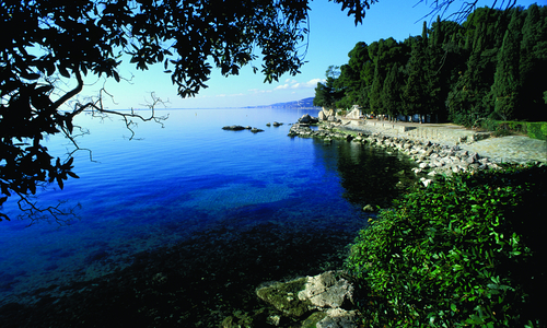 Friuli Venezia Giulia by bicycle, walking, peddaling