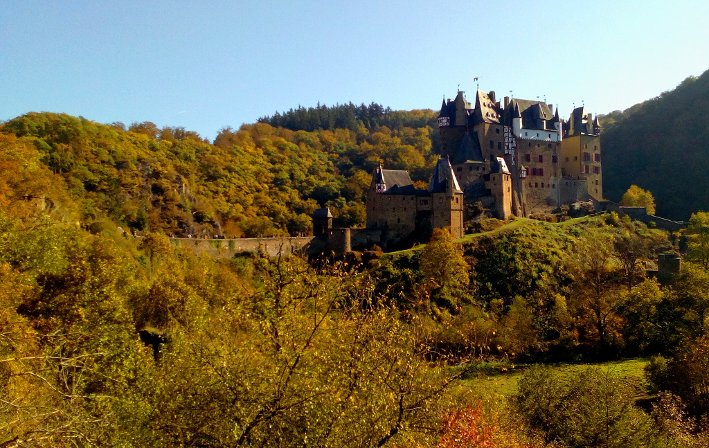 Pohádkový německý hrad Eltz.