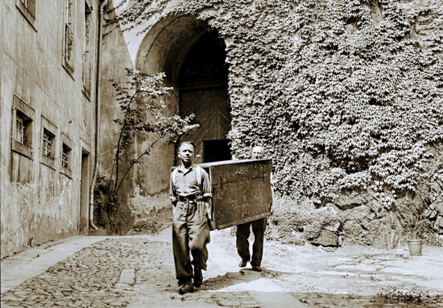 Bombensicher! Umění v bezpečí na zámku Weesenstein 1945