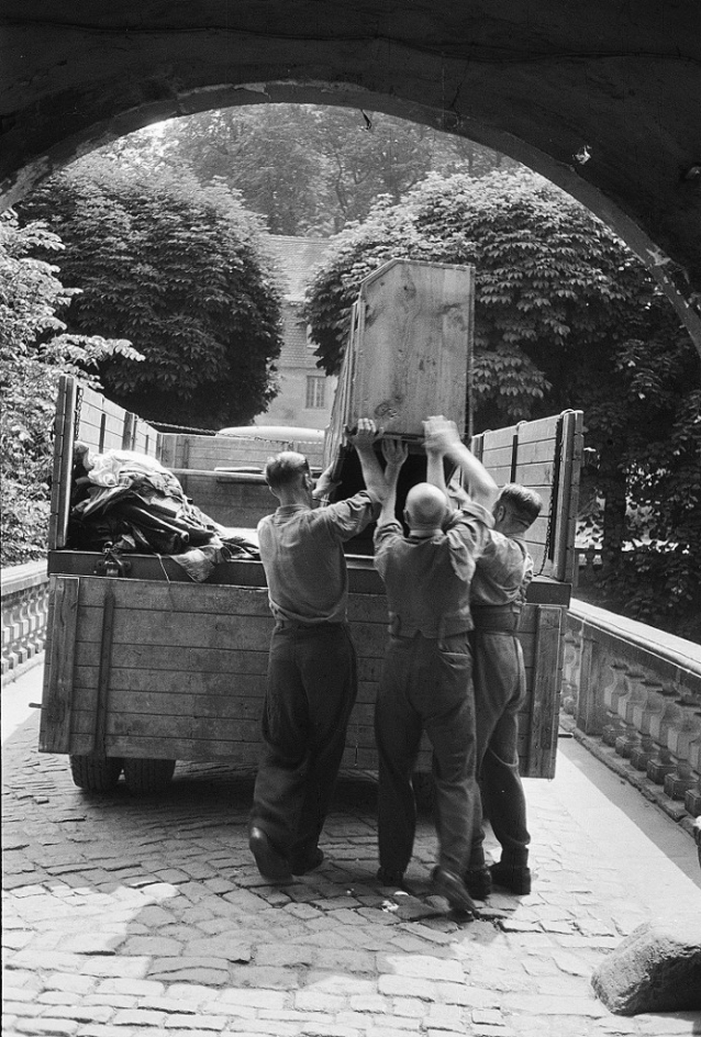 Bombensicher! Umění v bezpečí na zámku Weesenstein 1945